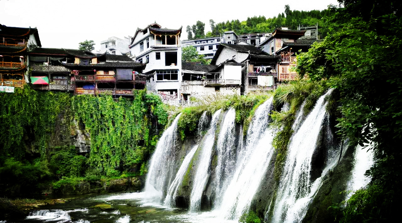 长沙韶山张家界湘西双飞6日游  青岛独立班 全程不分导游0购