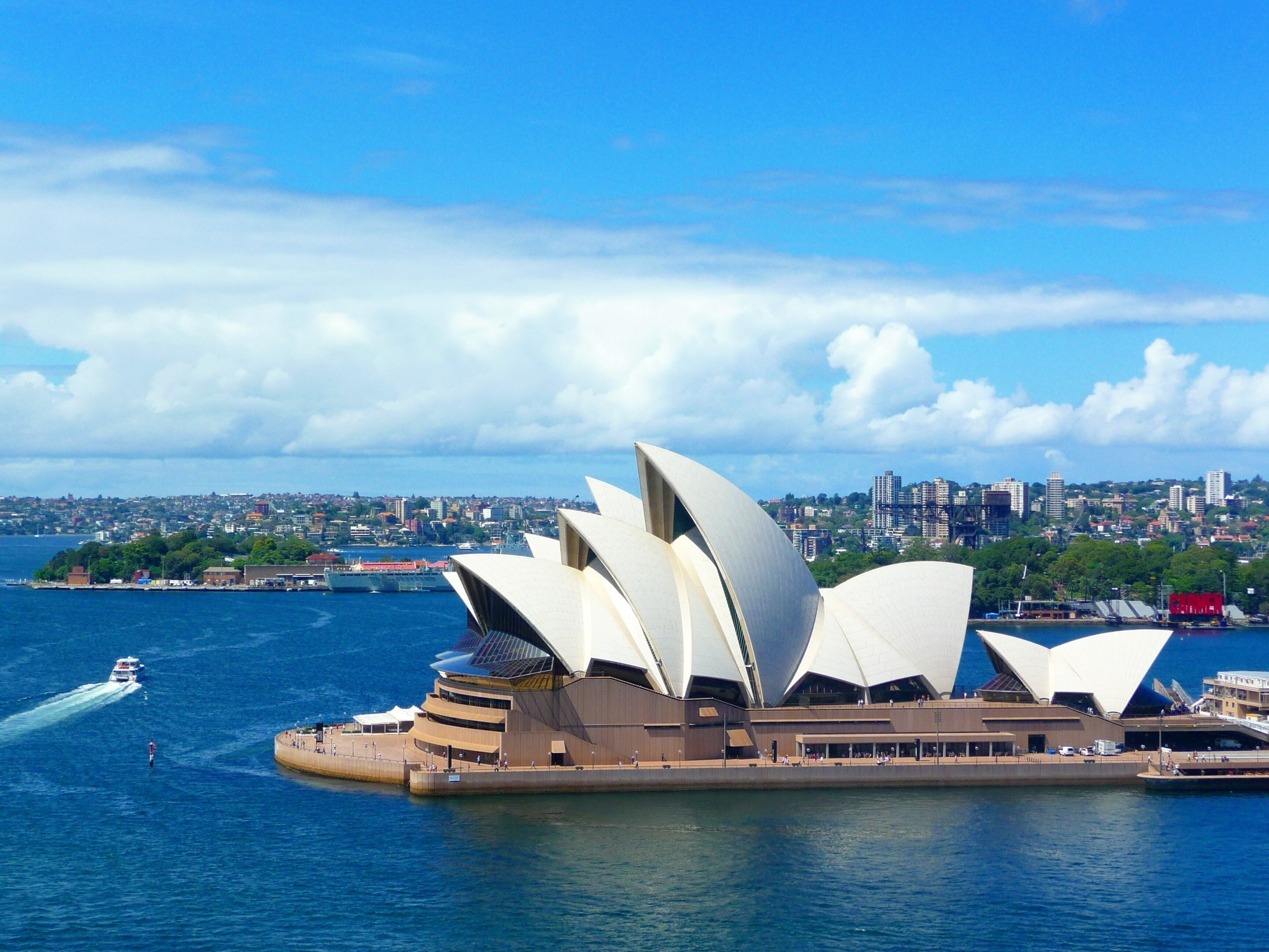 青岛到悉尼、墨尔本、黄金海岸三城跟团8日游，360°精彩澳洲